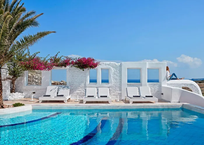 فندق Mr & Mrs White Paros & ناوسا