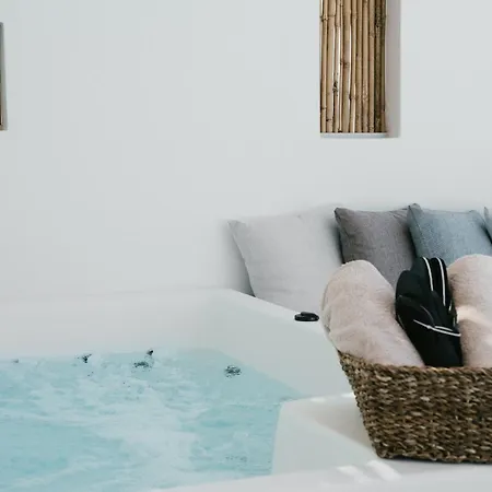 Mr & Mrs White Paros &