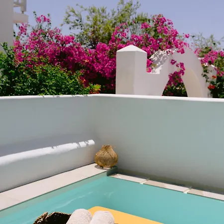 Mr And Mrs White Paros &