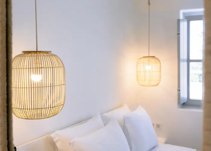 Mr & Mrs White Paros &